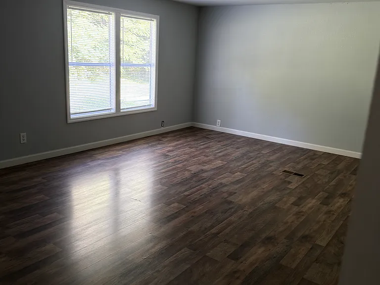 334 S Long Hollow Rd — Photo 10