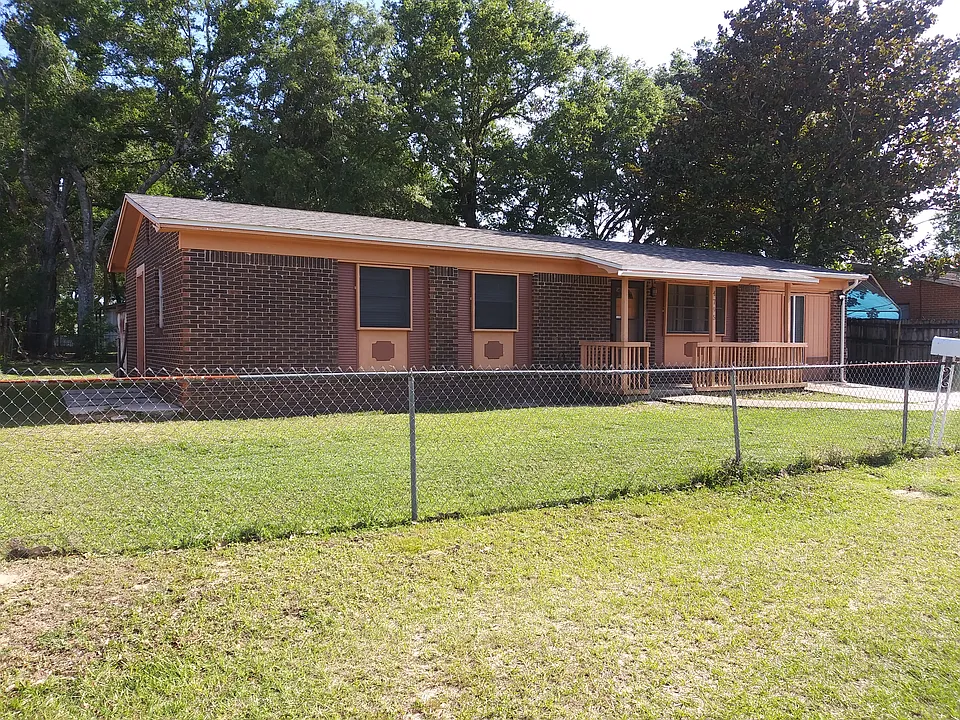 4795 Cerny Rd