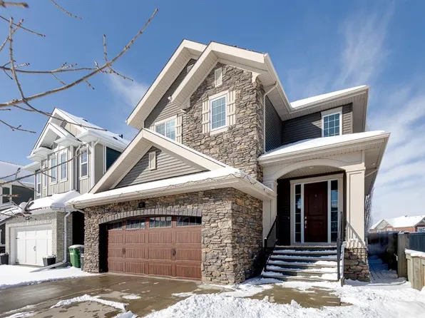 52 E Cooperstown Pl SW, Airdrie, AB T4B 3T5