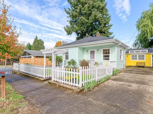 1108 W McLoughlin Blvd, Vancouver, WA 98660