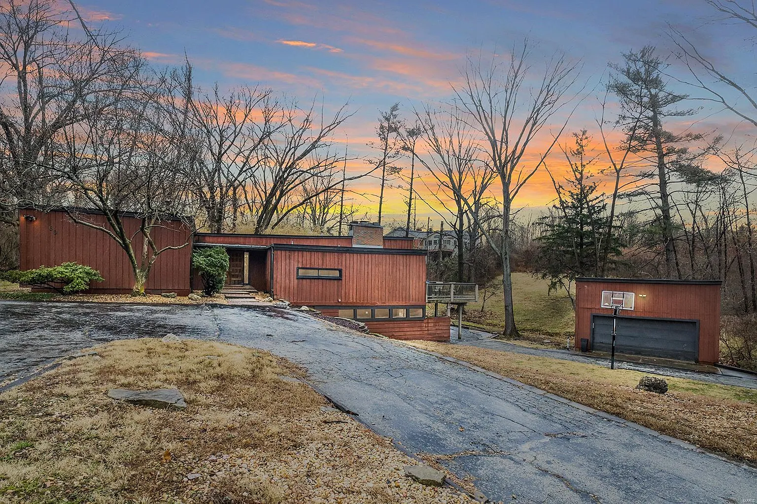 60 Brook Mill Ln photo 1