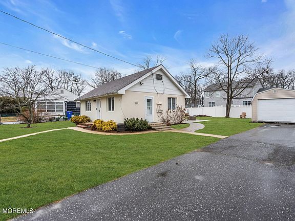 4th image of 1626 Tilford Boulevard
