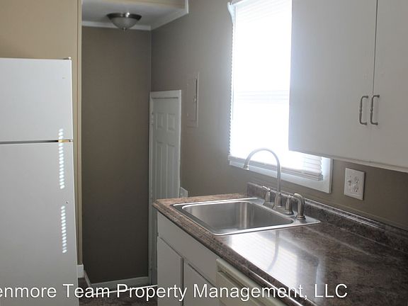 4th image of 211 Benham St