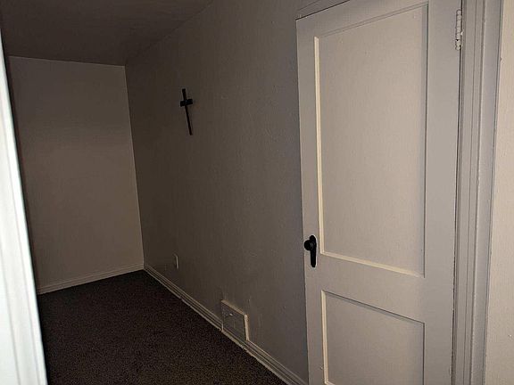 5th image of 10113 Saint Martha Ln