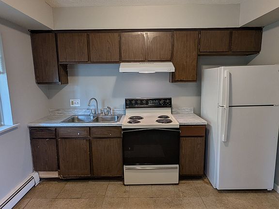 3rd image of 2597 Cory Ave #E