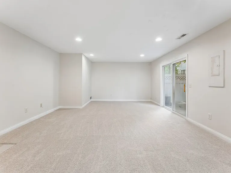 4127 Certaldo Dr — Photo 14