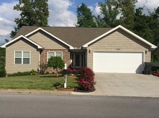 2509 Brookwood Dr, Pigeon Forge, TN 37863