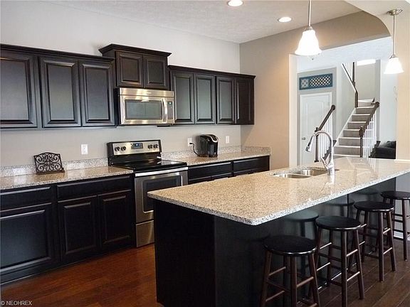 4th image of 1381 Muirwood Dr