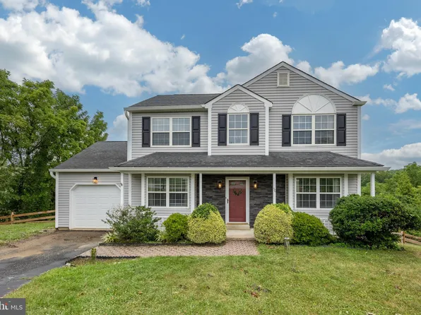 50 Kimberly Cir, Coatesville, PA 19320