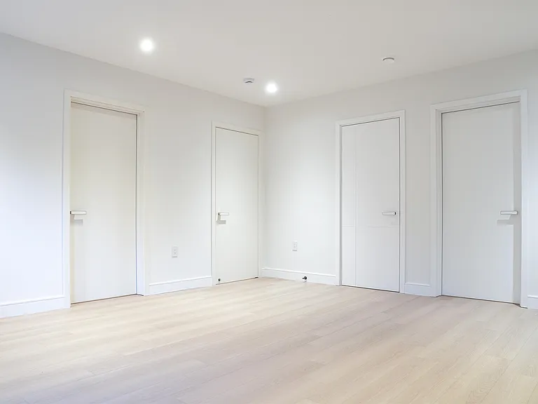 3988 W 31st Ave — Photo 3