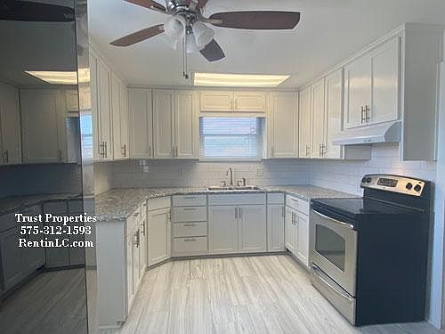 4th image of 901 E Court Ave