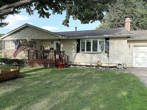 205 S Moose St, Mason City, IL 62664