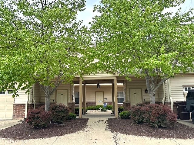 1st image of 3792 Thornhill Cir #3792
