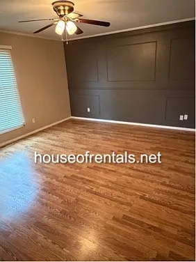 1004 Mockingbird Ln — Photo 12