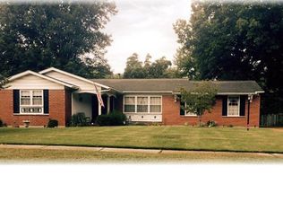 3455 Brookshire Dr, Florissant, MO