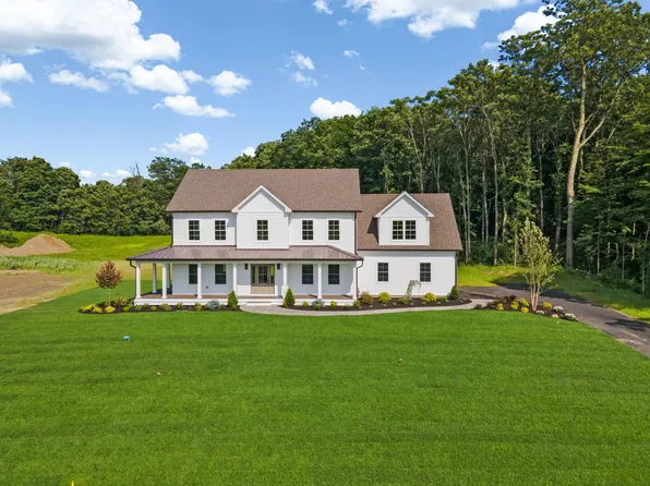 28 Peale Place, Montgomery, NY 12549