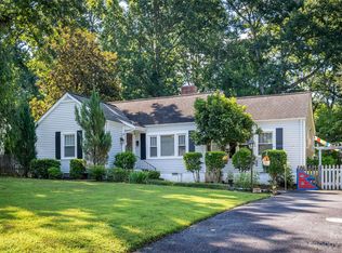 831 4th Ave NW, Hickory, NC 28601