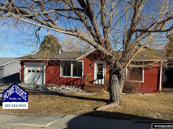 796 Welch Blvd, Lander, WY 82520