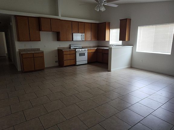 5th image of 7164 Barberry Ave APT B