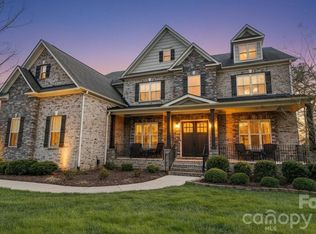 2708 Runyon Ct, York, SC 29745