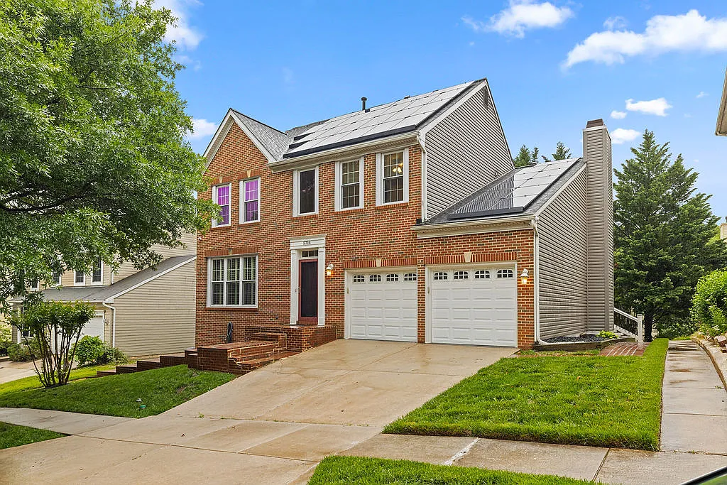 4 bed, 2.5 bath, 3554 sqft, $3,200 — Photo 1