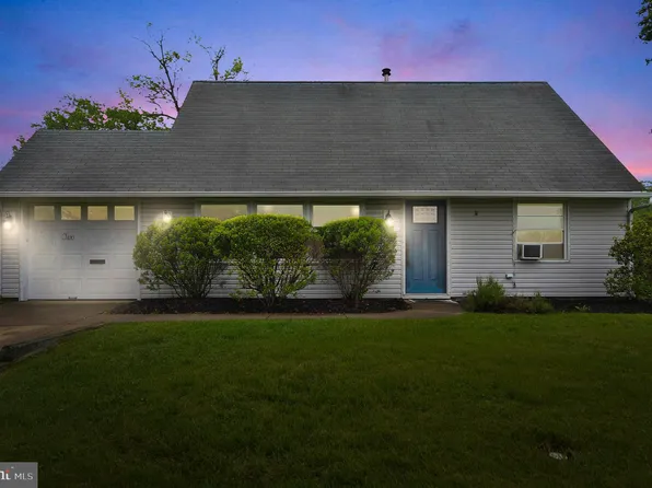 2 Unity Turn, Levittown, PA 19056