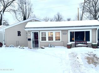 6054 Atwell Rd, Toledo, OH 43613