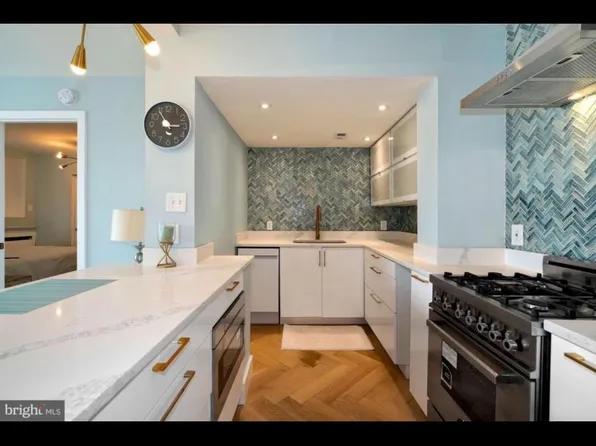 490 M St SW APT W508, Washington, DC 20024