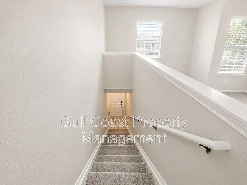 2 bed, 2.0 bath, 1000 sqft, $1,400 — Photo 2