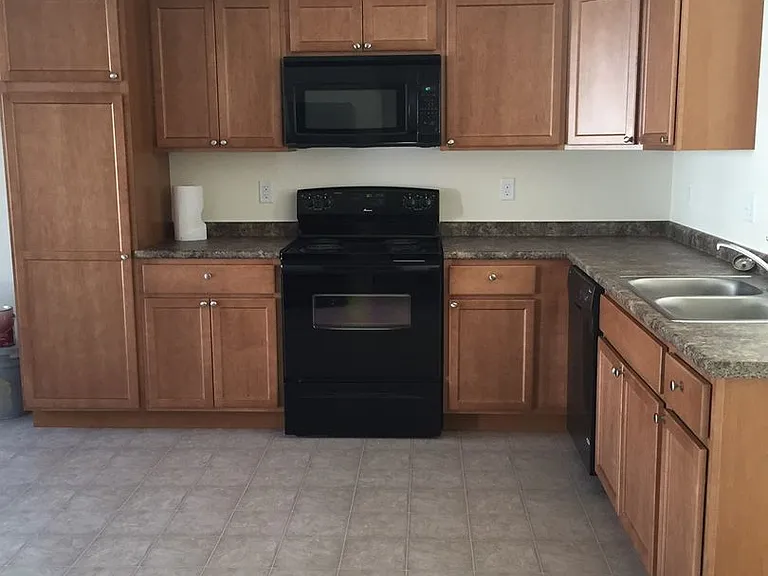 29-35 Stoneyview Way — Photo 3