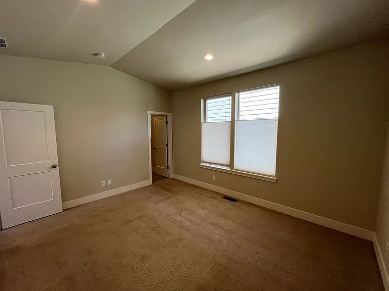 63136 NW Via Cambria — Photo 11