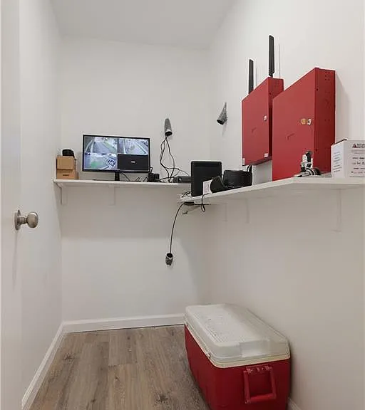 215 Washington Rd — Photo 24