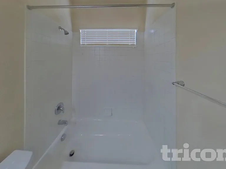 5425 Barnstormers Ave — Photo 19