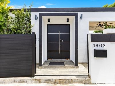 1902 Calle Cacique, San Juan, PR, 00911