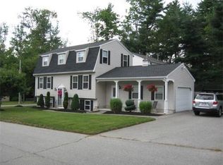 68 Hillside Ter, Dracut, MA 01826