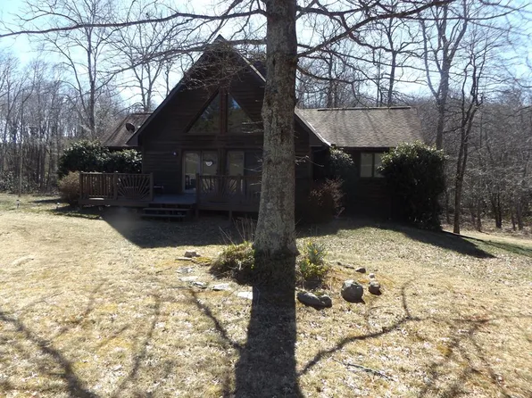 159 Holly Ln, Fancy Gap, VA 24328