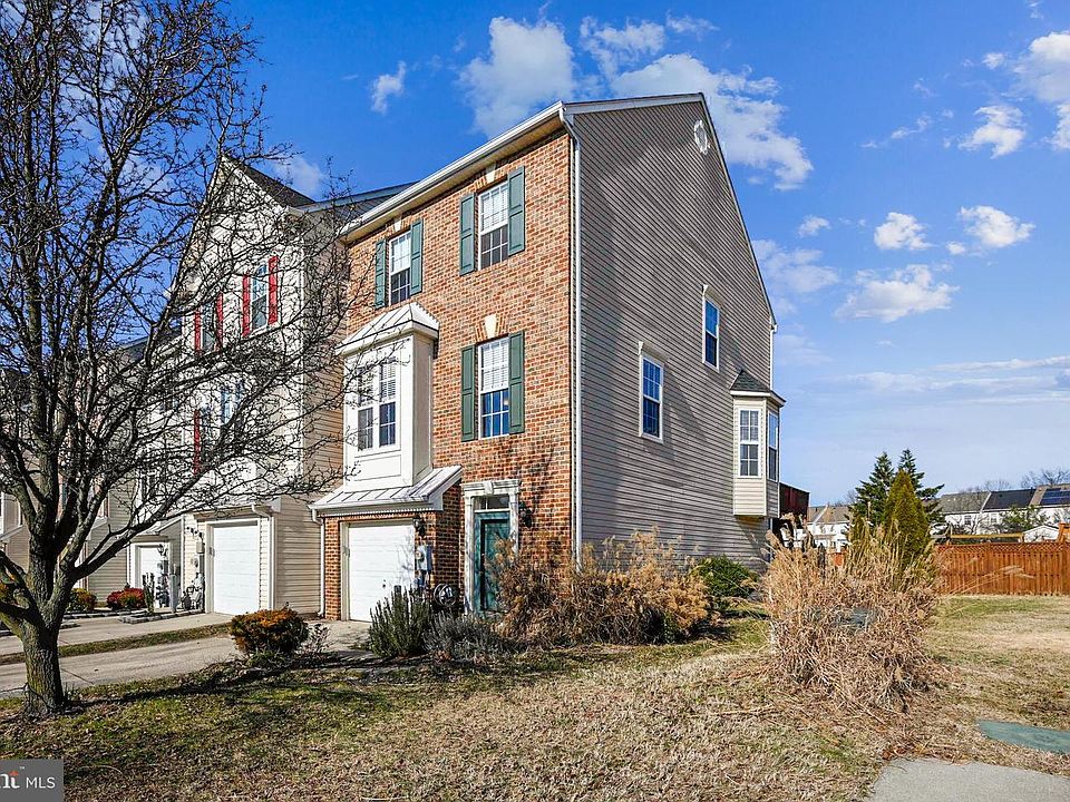 1st image of 214 Wheyfield Ct