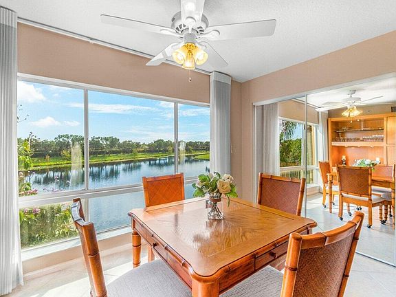 4th image of 5810 Crystal Shores Drive #301