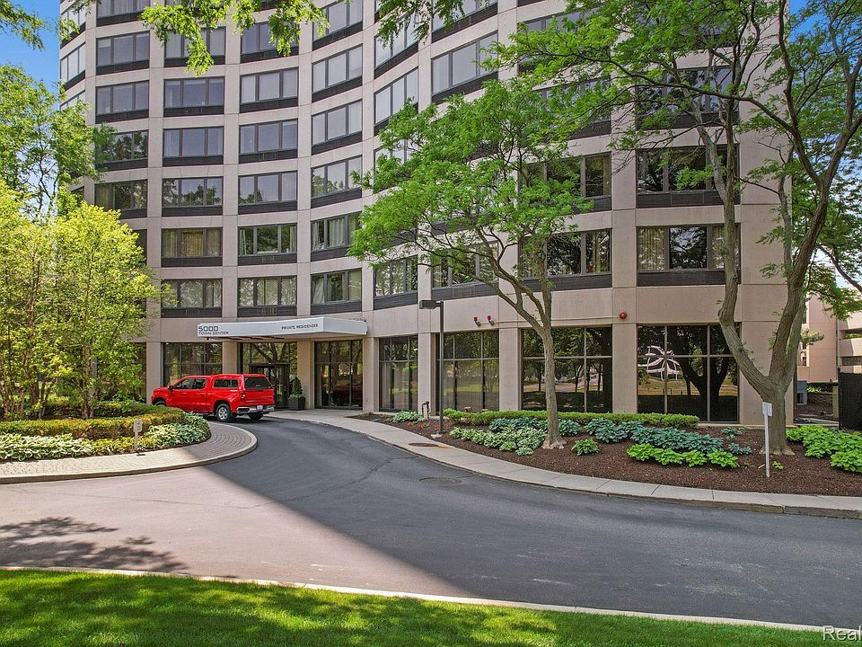1st image of 5000 Town Ctr Suite 2206