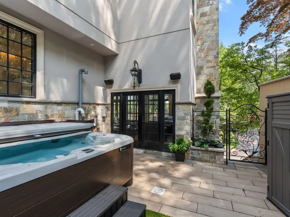 44 Annfield Court image 66 of 72