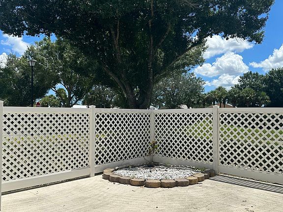 5th image of 3341 SW Sunset Trace Cir