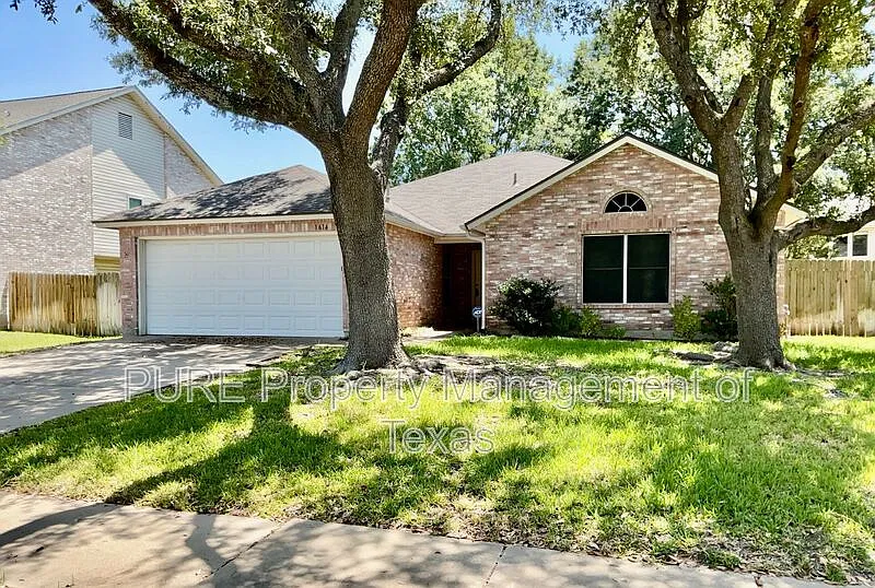 1614 Paper Moon Dr