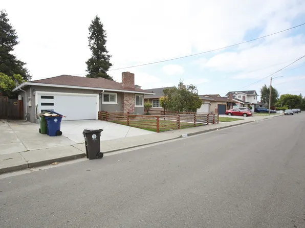 21126 Ashfield Ave, Castro Valley, CA 94546