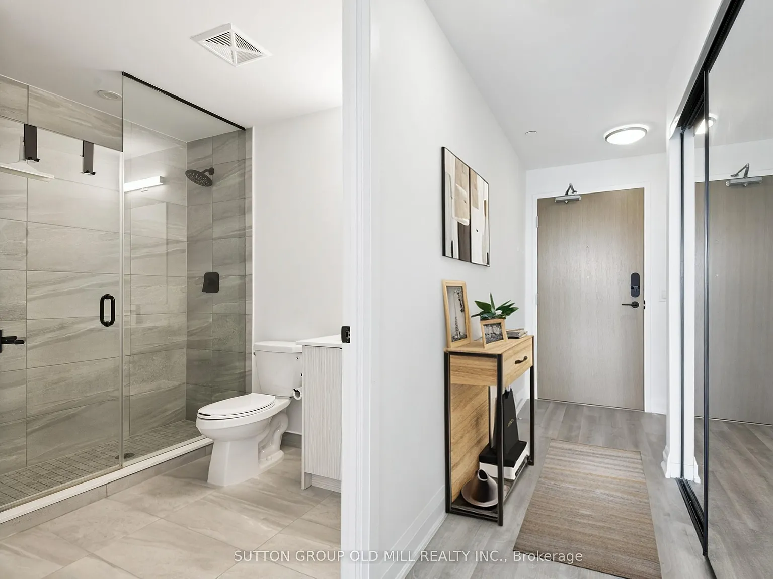 Studio, $1,800 — Photo 2