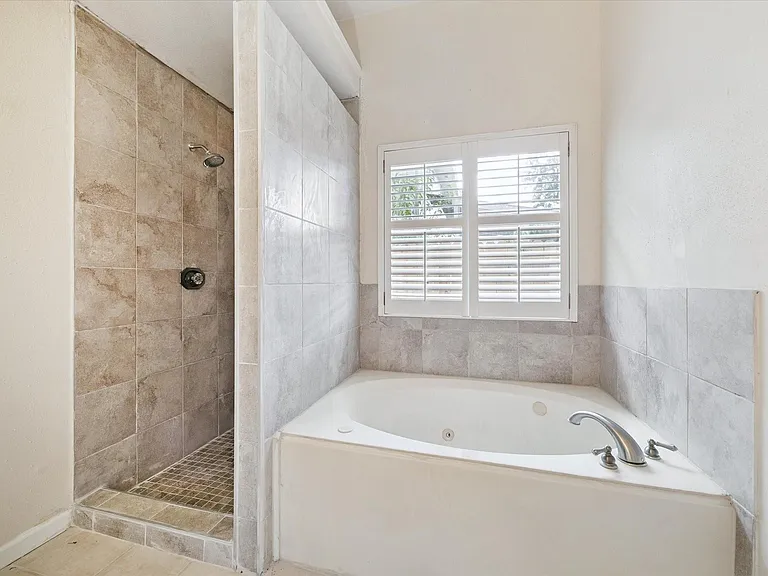 5715 S Magazine Cir — Photo 17