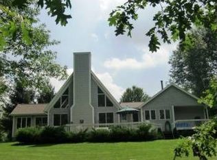 5361 Peninsula Rd, Tully, NY 13159