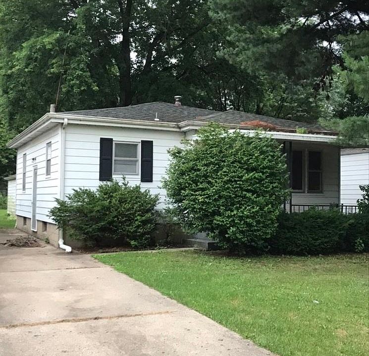 2704 S. Price Street, Springfield, IL 62704
