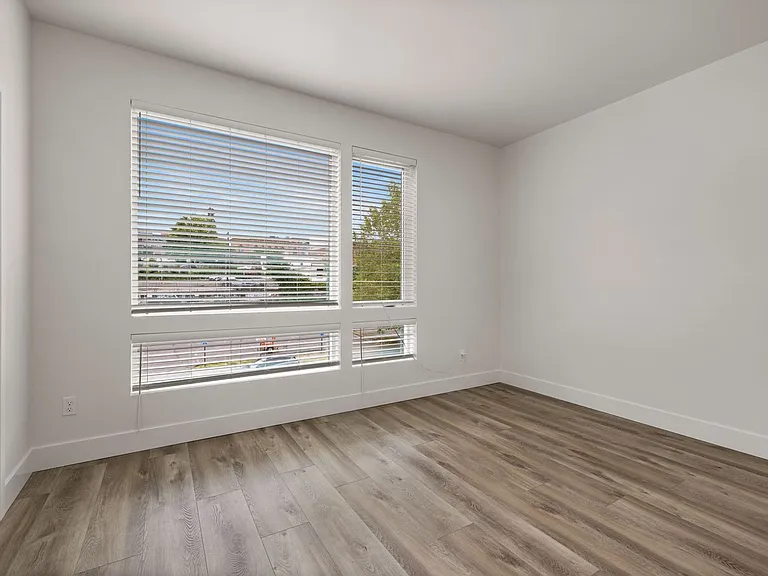1129 Fawcett Ave — Photo 23