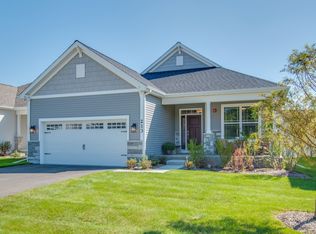 760 W Fairway Dr, Addison, IL 60101