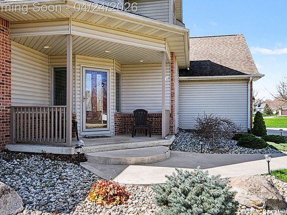 3rd image of 2370 Stonebrook Ct